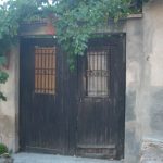 "EL PORTALÓN Y LAS UVAS" DE INMACULADA PUCHADES ALARCÓN