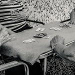 JUGANDO LAS ÚLTIMAS CARTAS