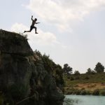"SALTO AL VACÍO EN CAMARILLAS" DE FRANCISCO JOSÉ CARBONELL GÓRRIZ